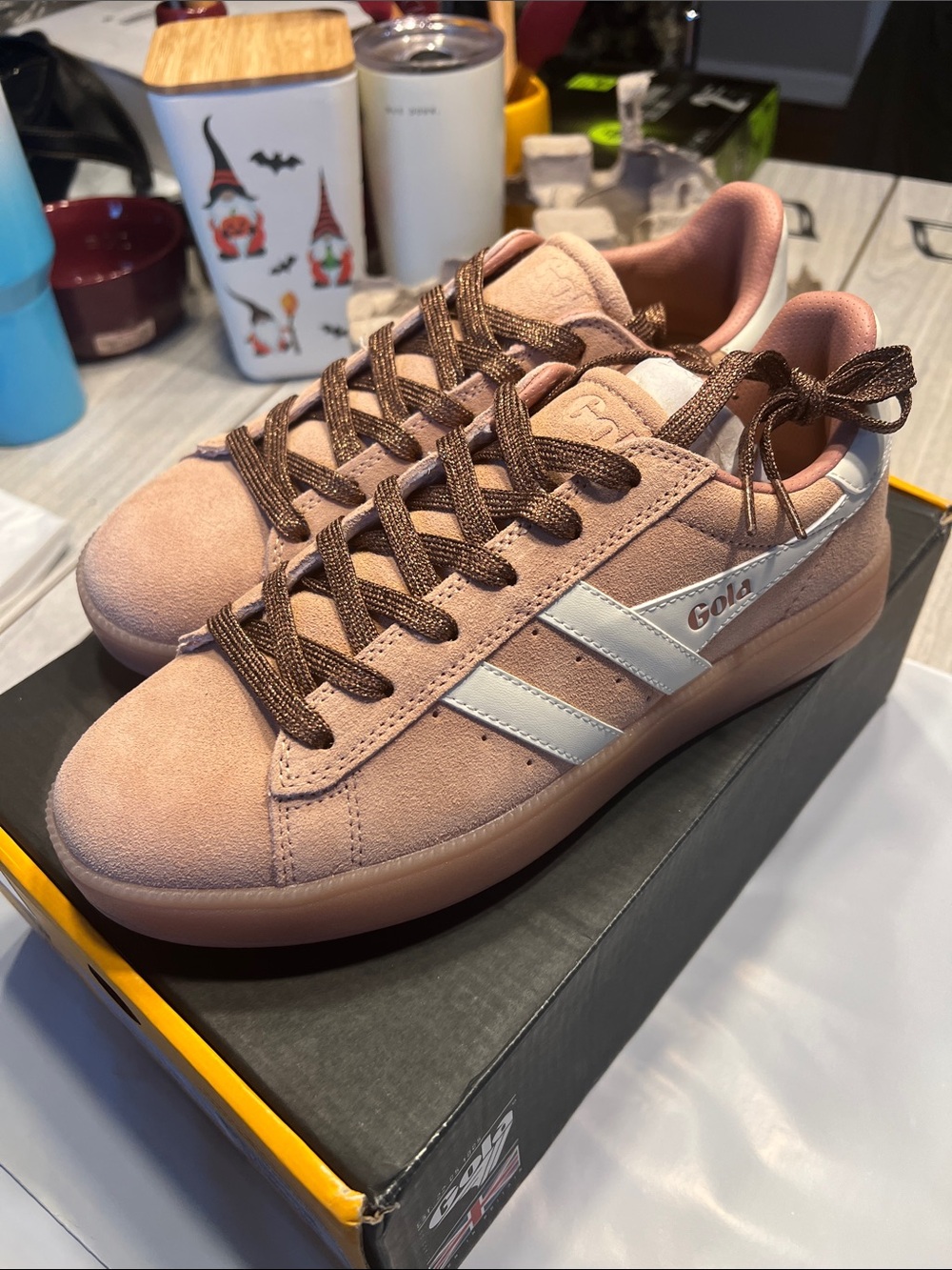 Gola Classic Aztec Suede Women's Sneakers Cameo/offwhite/palegum sz 7 CLB786 NWT